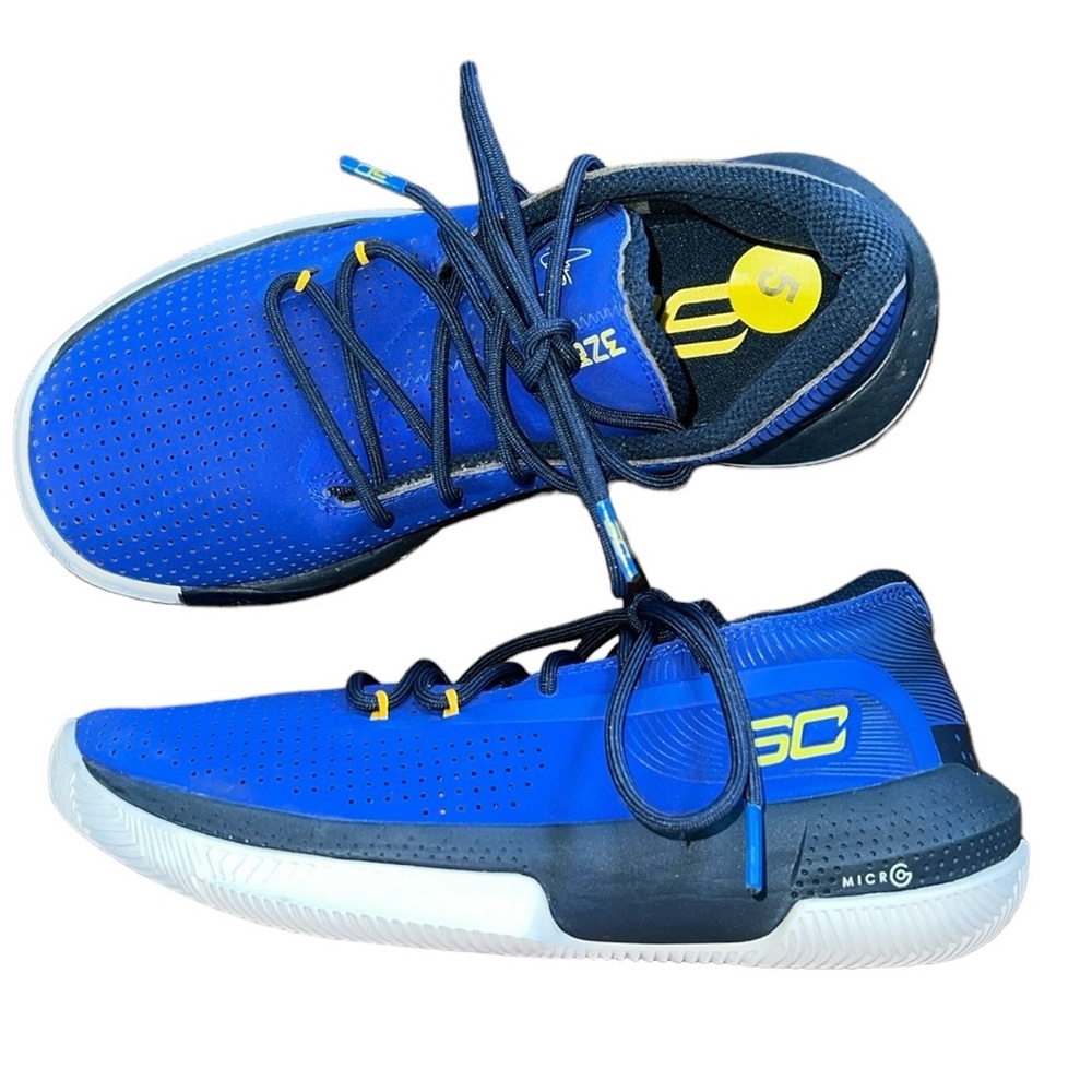 Under Armour Blue and Black Kids Sneakers